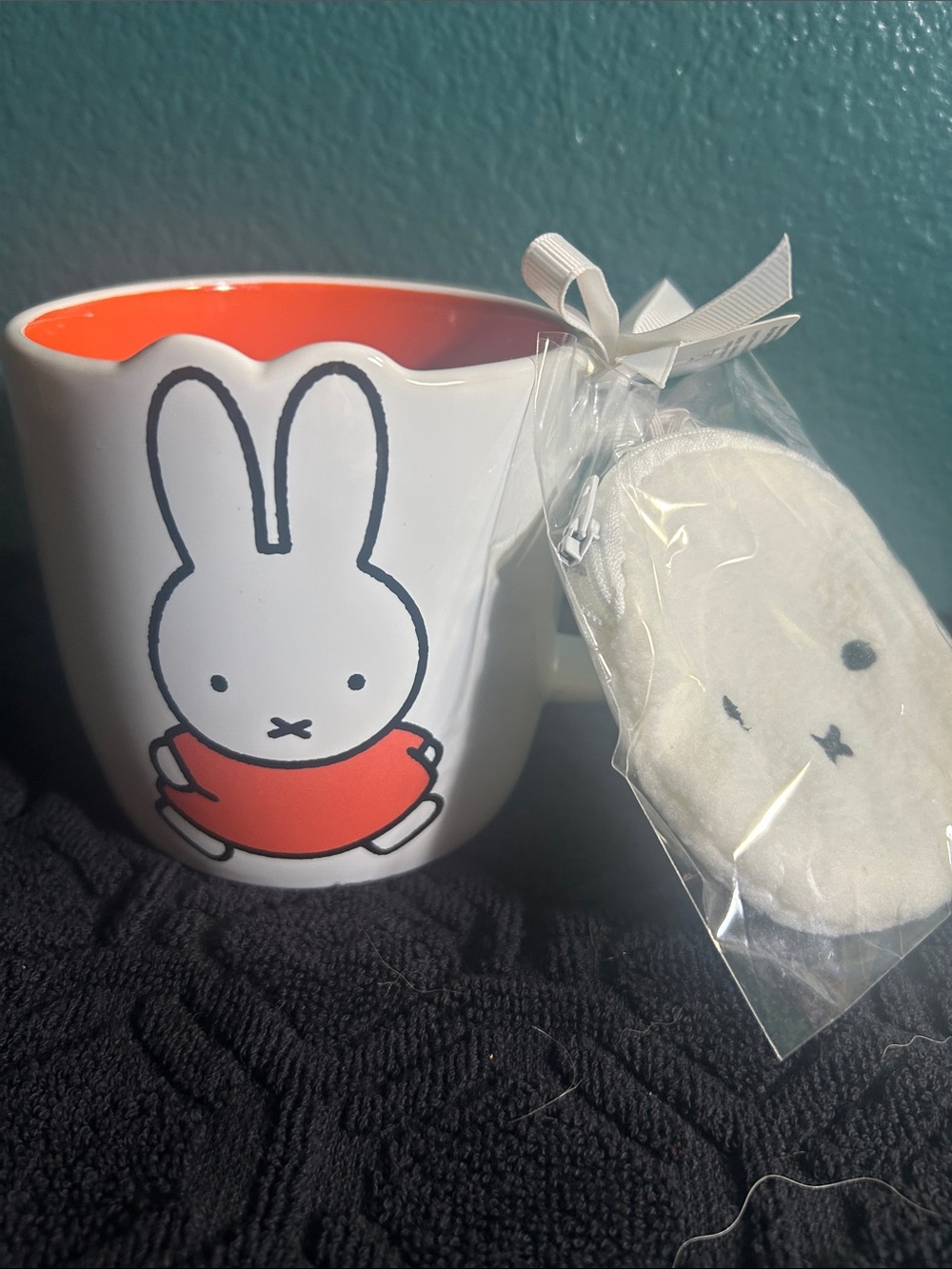 Miffy Mug Plush Zipper Pouch Gift Set Magenta NWT Dick Bruna